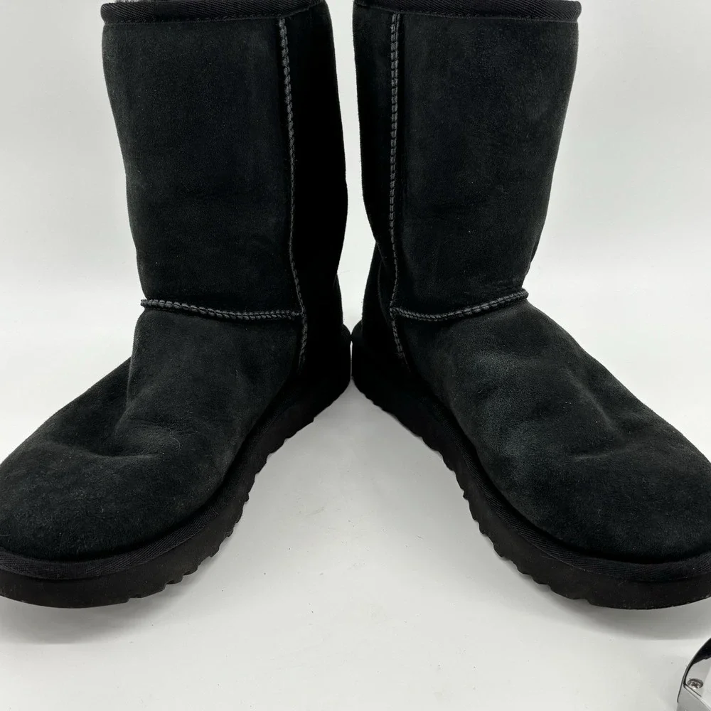 Ugg Women's Size 9‎ Classic Short II 1016223 Suede Sheepskin Boots UK7.5 EU40
